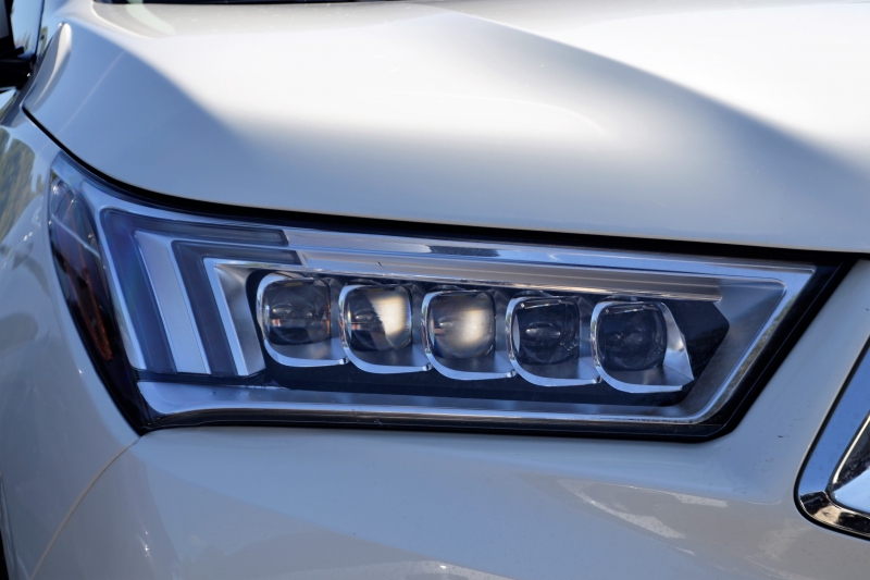 concession-moto-ST ANTONIN-min_acura-headlamp-2834131